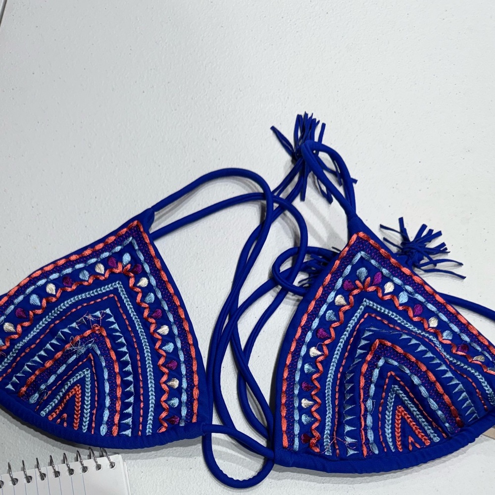 AE bikini top